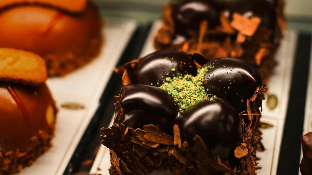 10_Best_Foods_That_Naturally_Boost_Mood 10_Best_Foods_That_Naturally_Boost_Mood