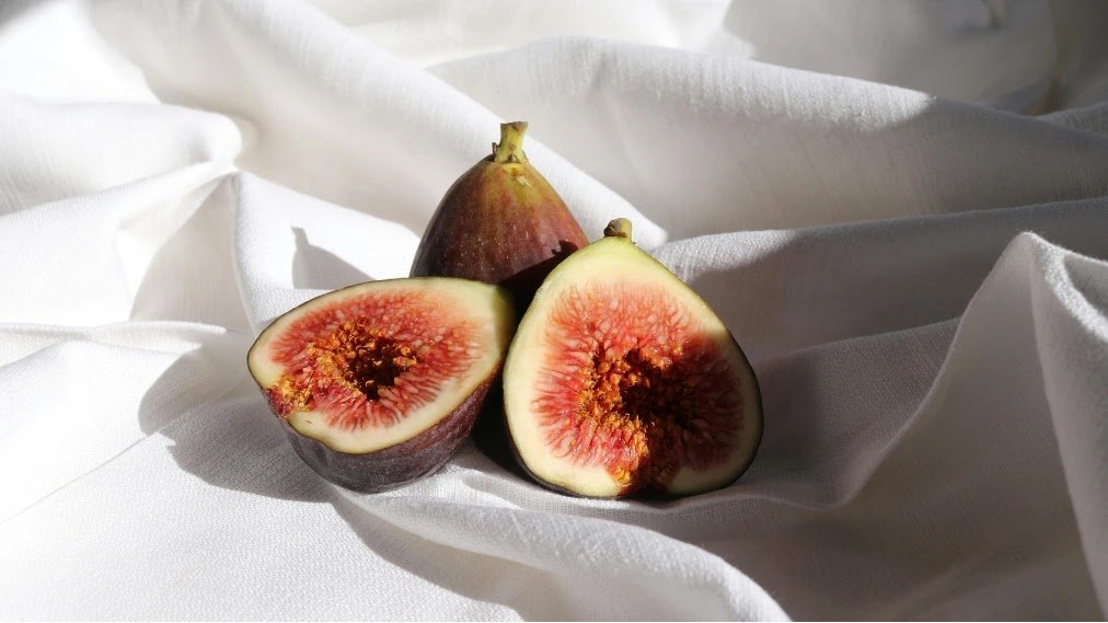 10_Best_Foods_That_Naturally_Boost_Mood 10_Best_Foods_That_Naturally_Boost_Mood