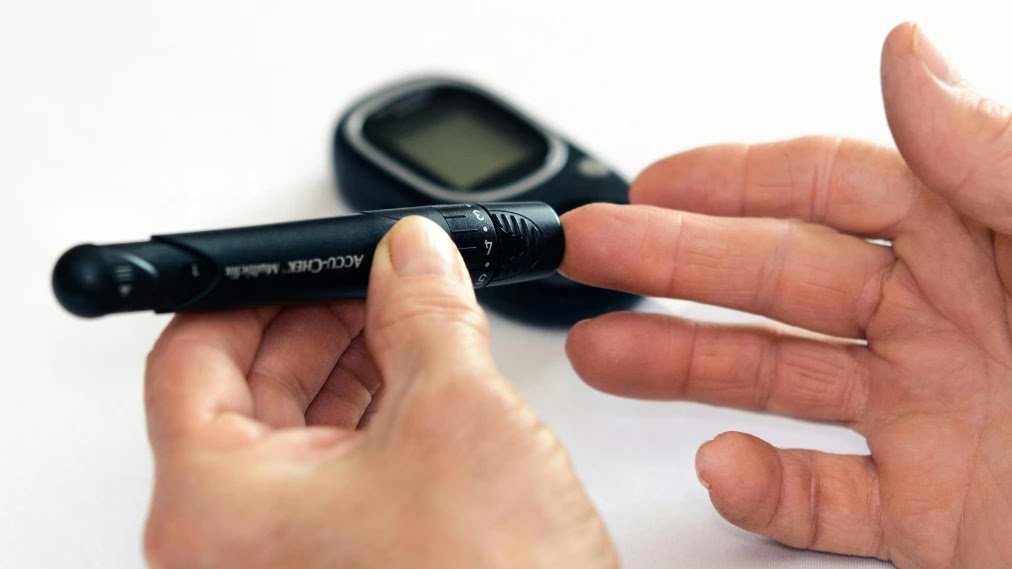 The Right Solution for Early Symptoms of Diabetes The Right Solution for Early Symptoms of Diabetes